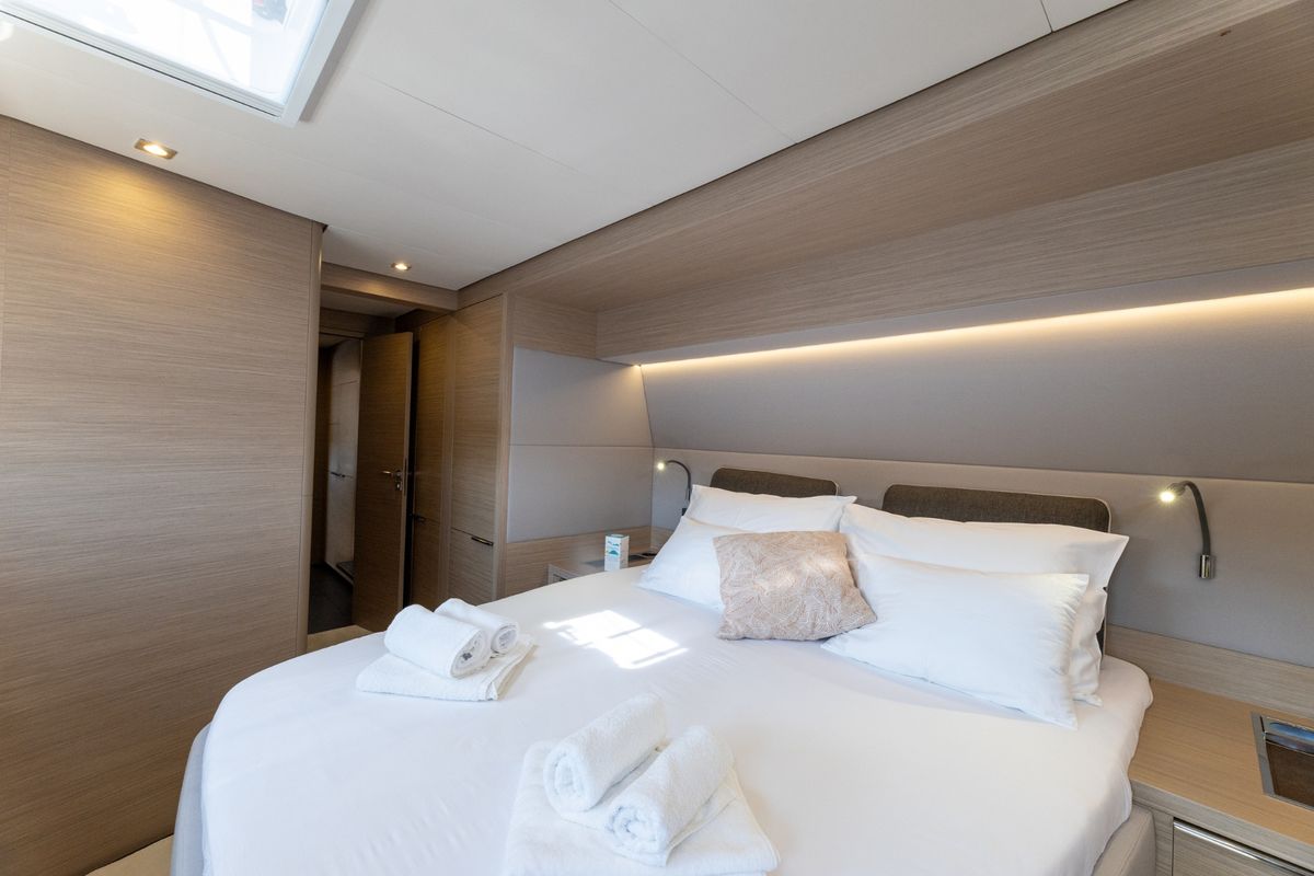 Cabin on Star Link, a Lagoon 55 catamaran at Split, Croatia