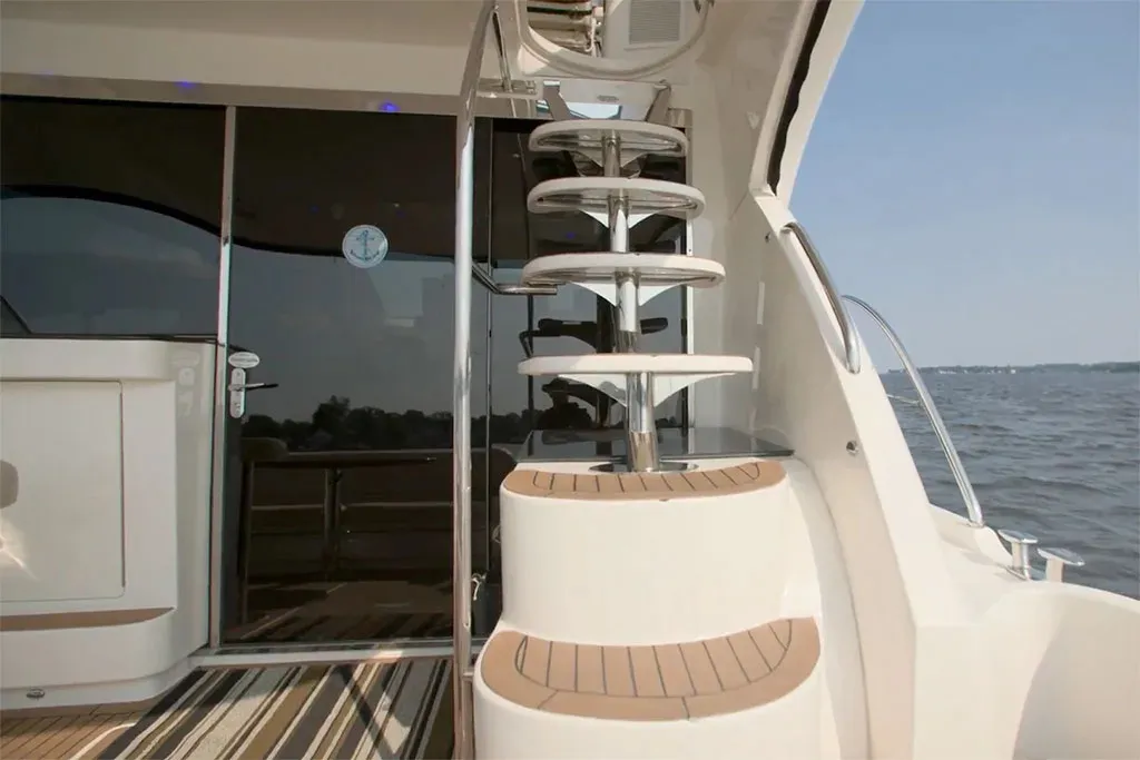 Sea Dancer, a Meridian Meridian 541 Sedan yacht at Annapolis, United States