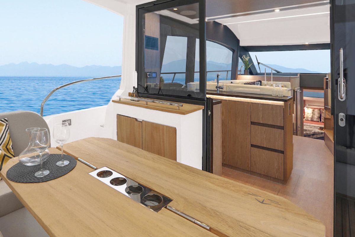 Deck of Blue Lagoon II, a Sealine F430 motorboat at Grad Pula, Croatia