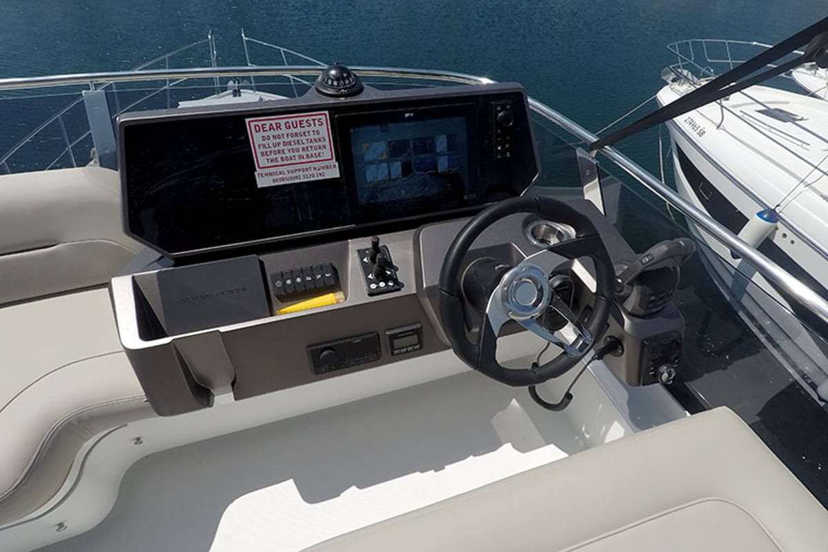 Il Sogno V, a Galeon 480 Fly yacht at Grad Šibenik, Croatia