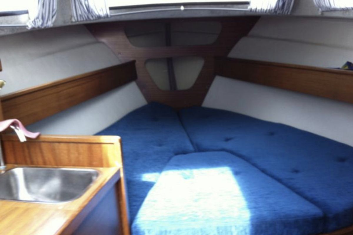 Cabin on Classic, a Viggen Albin 25 motorboat at Motala, Sweden