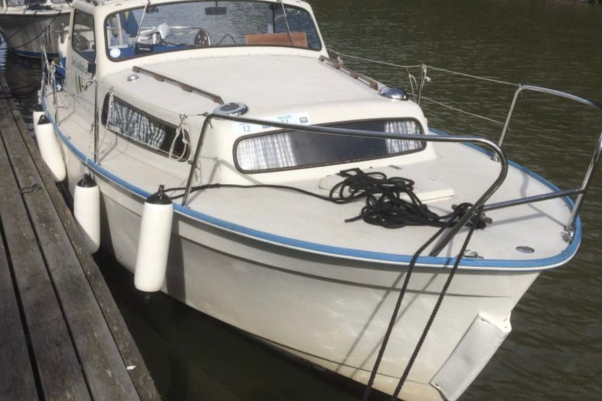 Exterior view of Classic, a Viggen Albin 25 motorboat at Motala, Sweden