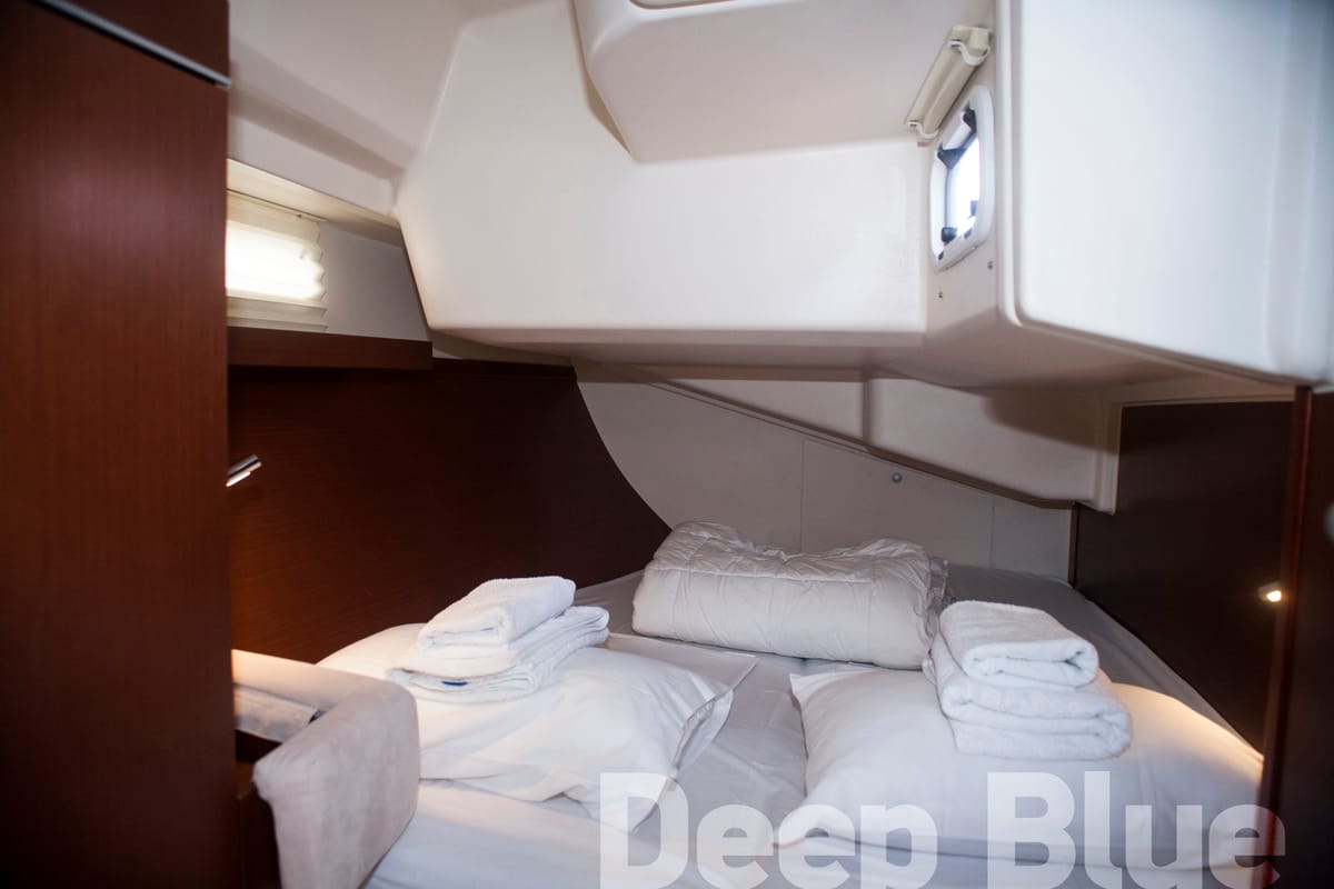 Cabin on Deep Blue, a Hanse Yachts Hanse 415 sailboat at Lavreotiki Municipal Unit, Greece