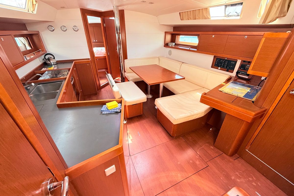 Galley of Viki, a Beneteau Oceanis 45 sailboat at Općina Sukošan, Croatia