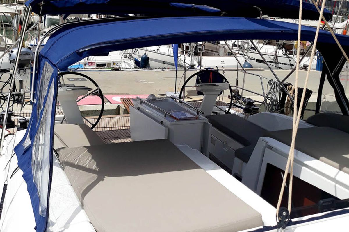 Head on Olympic, a Beneteau Oceanis 46.1 sailboat at Athens, Greece