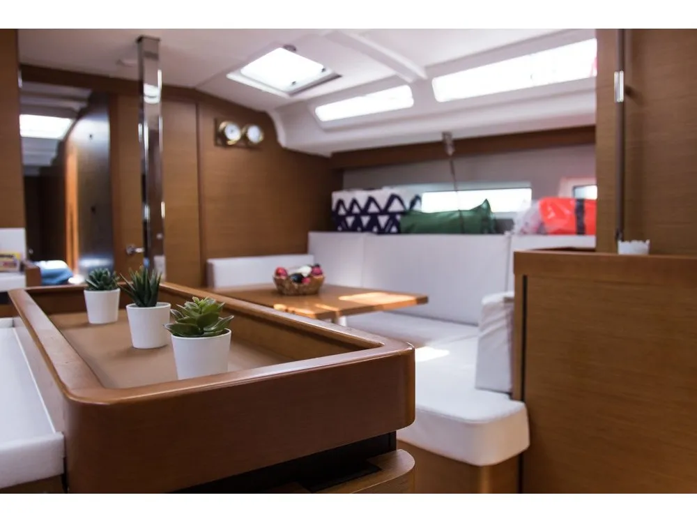Salon of Celene, a Jeanneau Sun Odyssey 440 sailboat at Volos Municipality, Greece