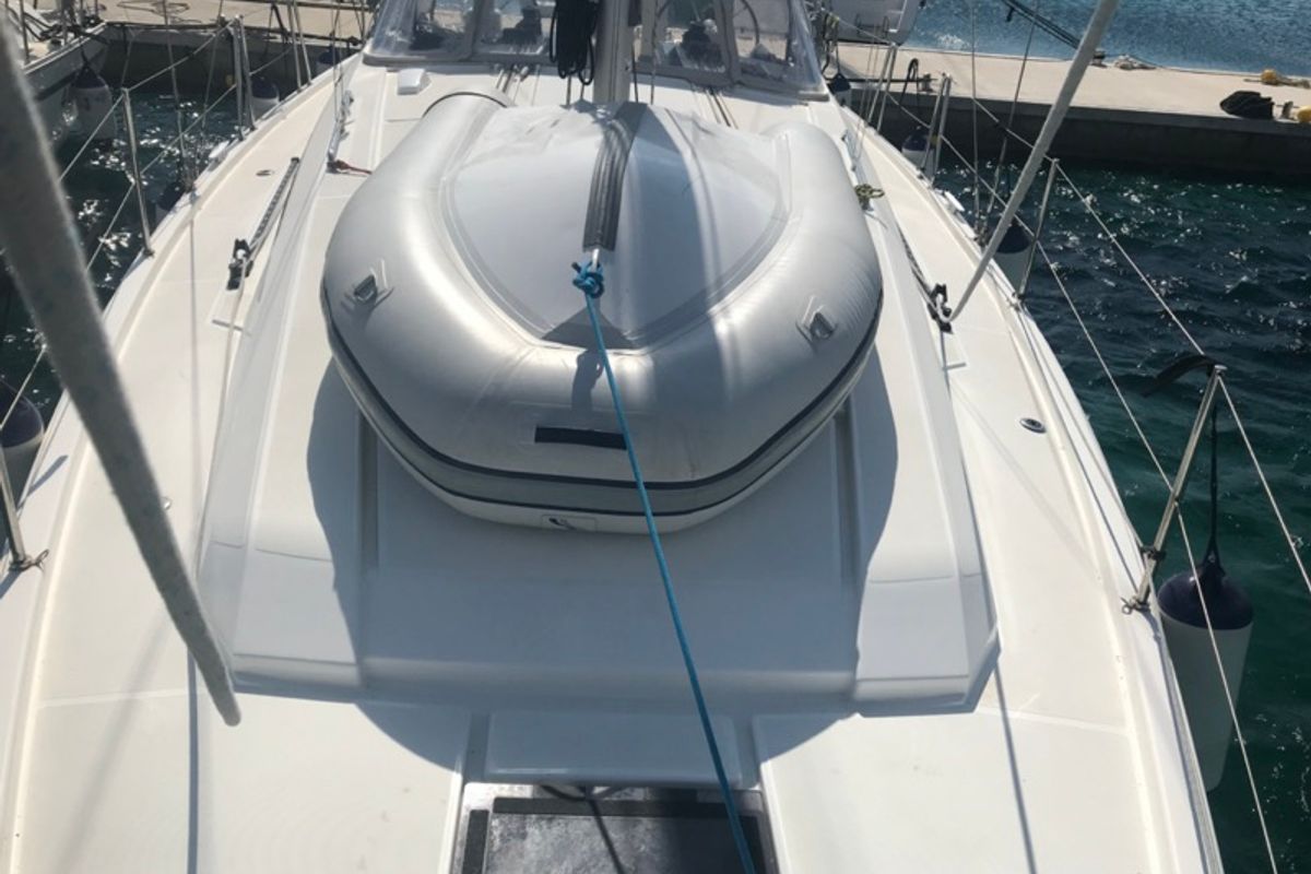 Deck of Perseus, a Beneteau Oceanis 41.1 sailboat at Tonnarella, Italy