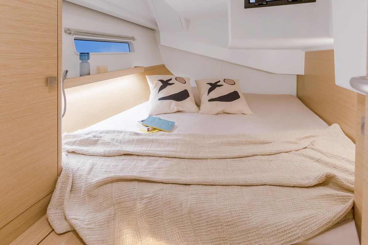 Cabin on Señorita, a Hanse Yachts Hanse 410 sailboat at Dubrovnik, Croatia