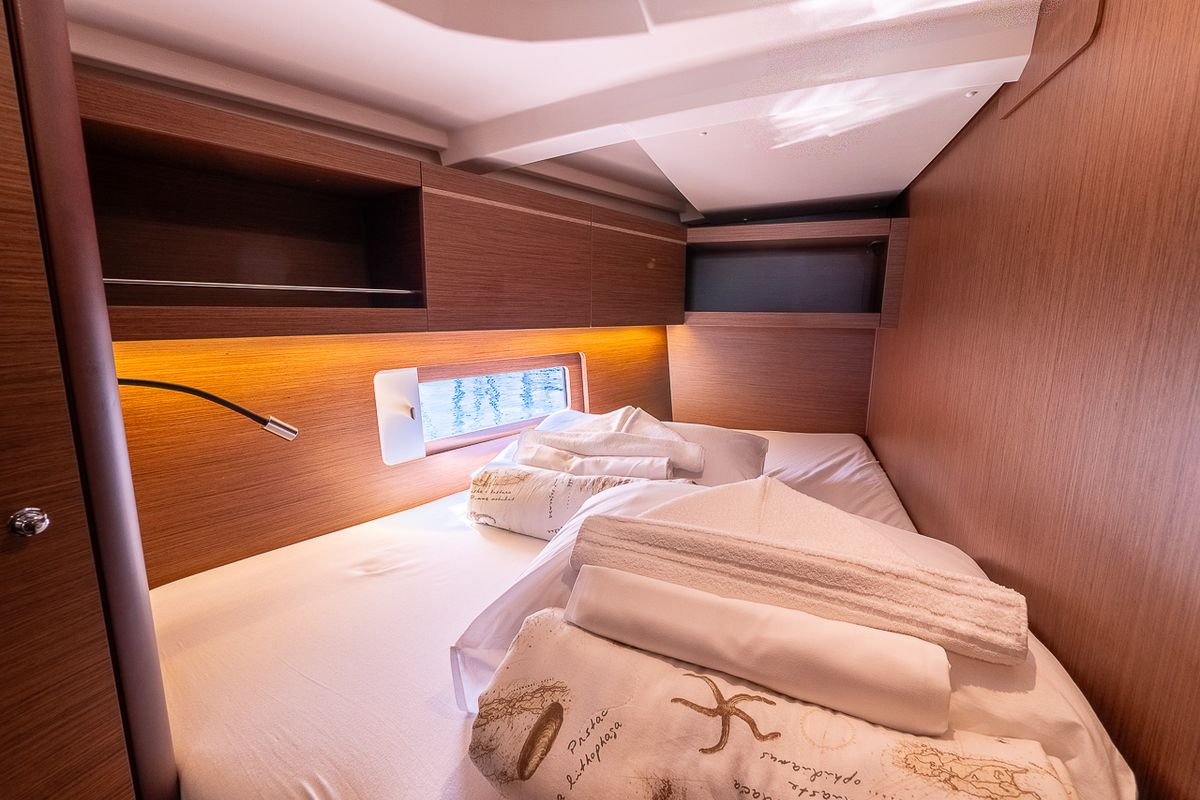 Cabin on Amorino, a Beneteau Oceanis 46.1 sailboat at Split, Croatia