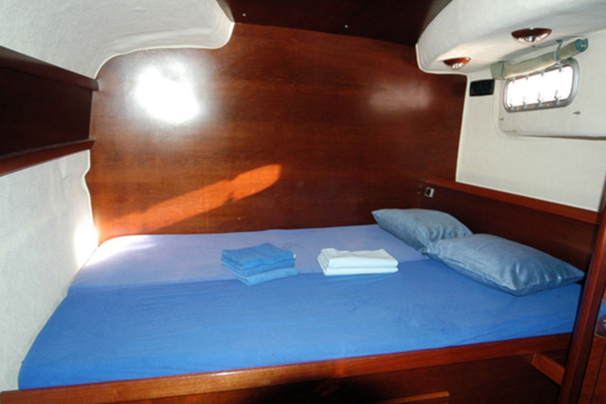 Cabin on Carlos, a Fountaine Pajot Bahia 46 catamaran at Cienfuegos, Cuba