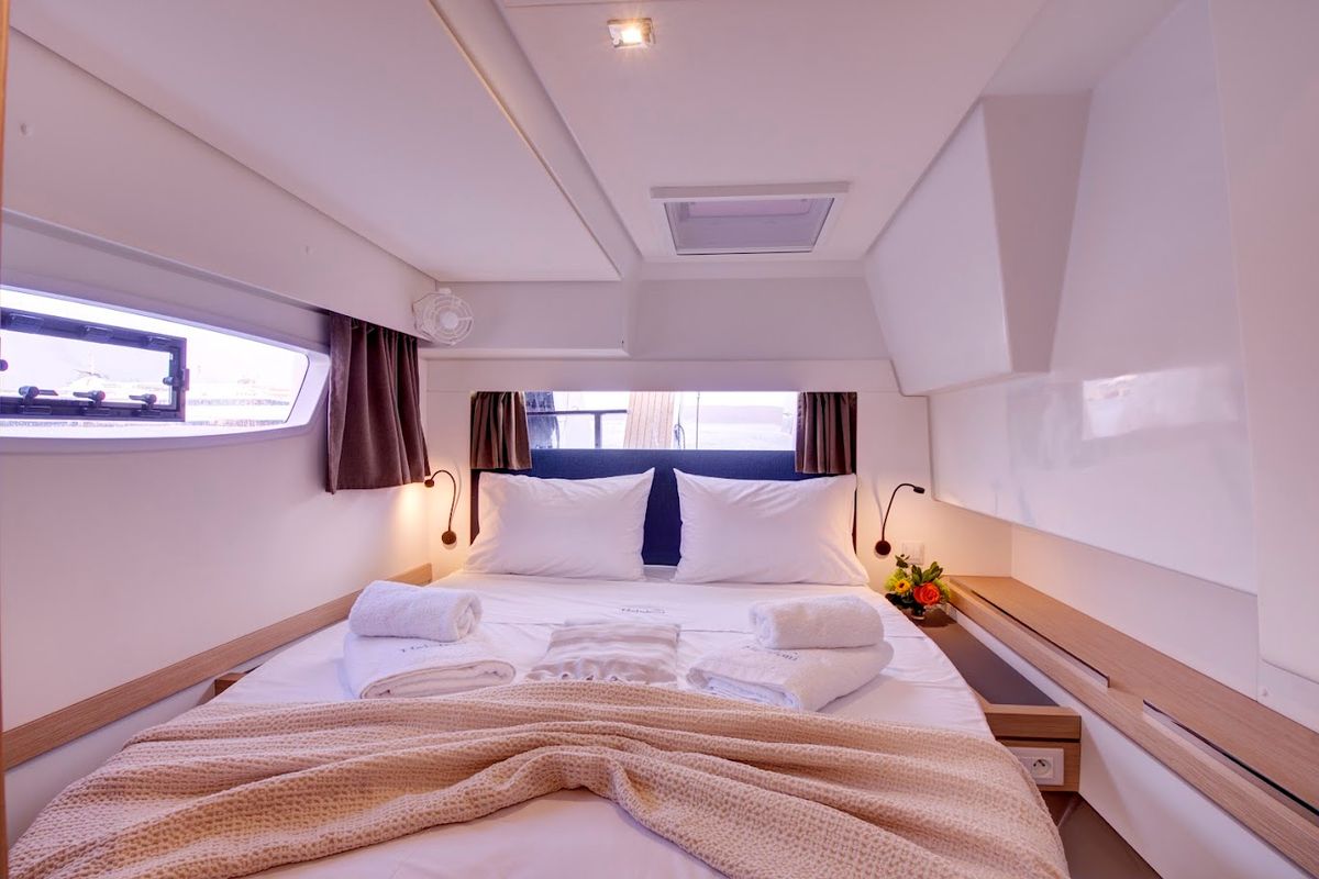Cabin on Helidoni, a Fountaine Pajot Tanna 47 catamaran at Volos Municipality, Greece
