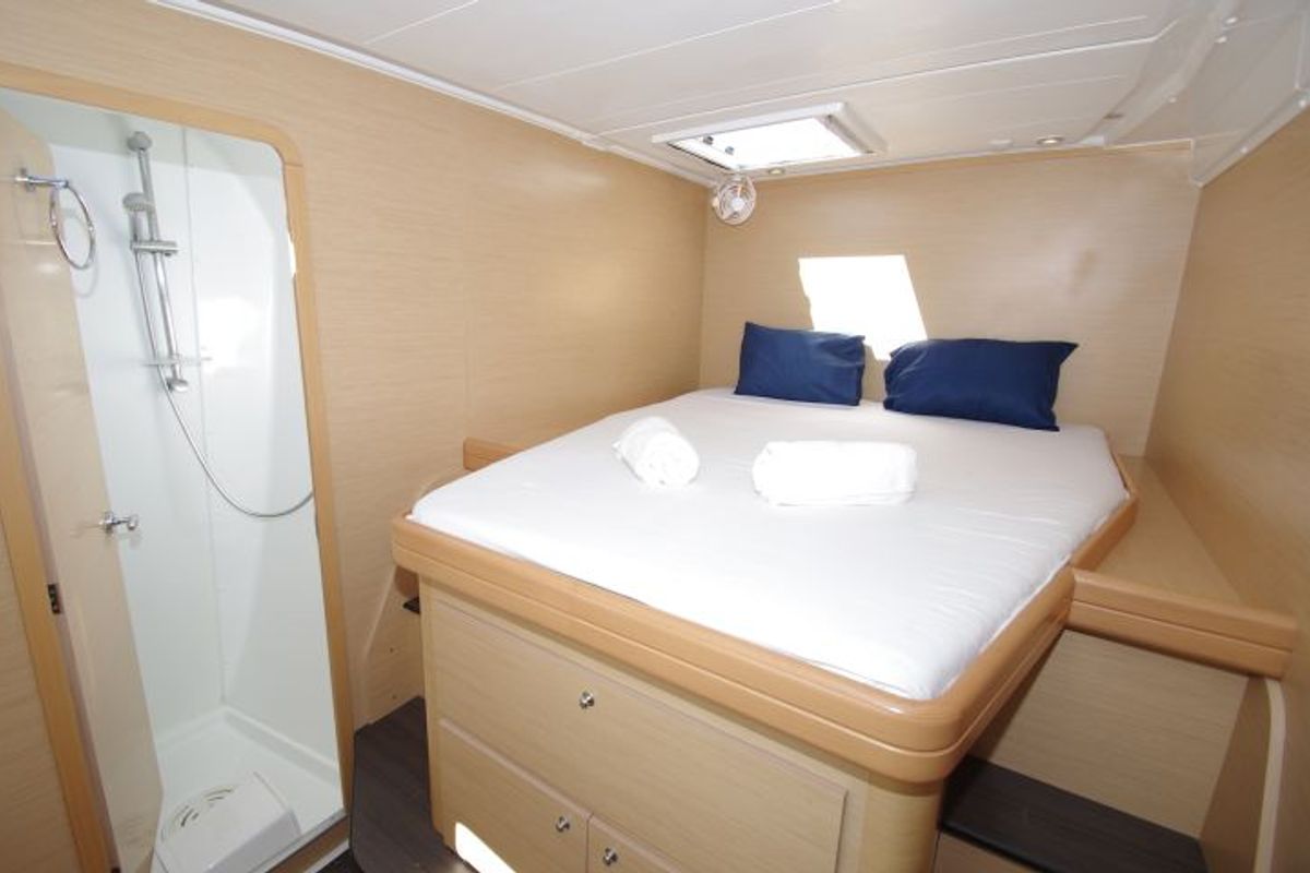 Cabin on Estrella, a Lagoon 421 catamaran at Cienfuegos, Cuba