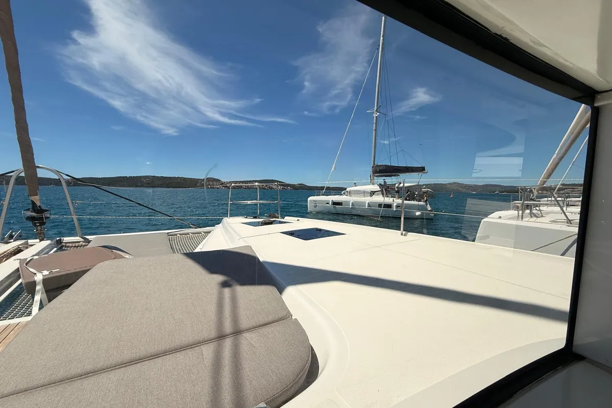 Merev, a Lagoon 50 catamaran at Seget Donji, Croatia