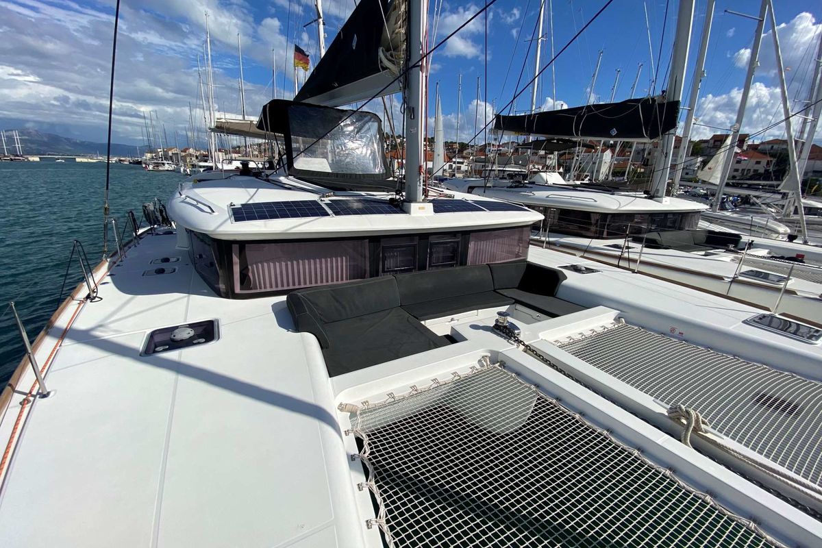 Deck of Double Elli, a Lagoon 450 F catamaran at Grad Trogir, Croatia