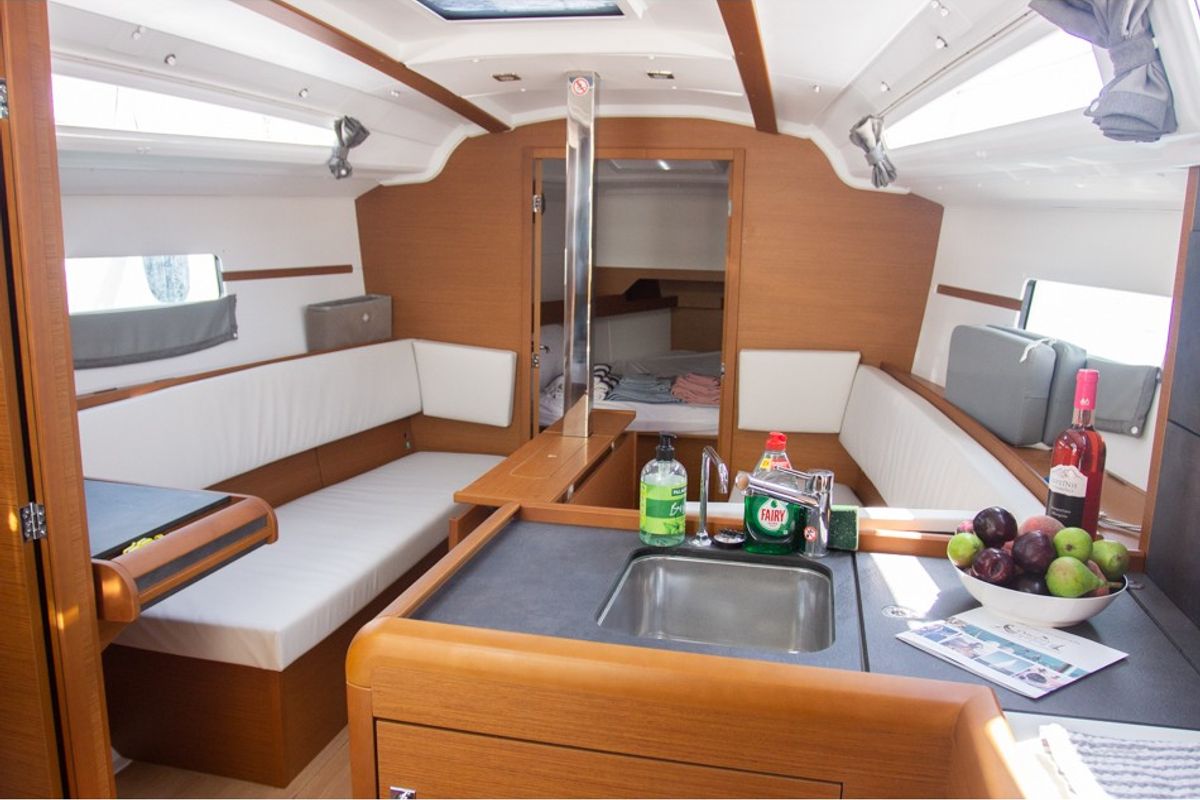 Salon of Dimitra, a Jeanneau Sun Odyssey 349 sailboat at Volos Municipality, Greece