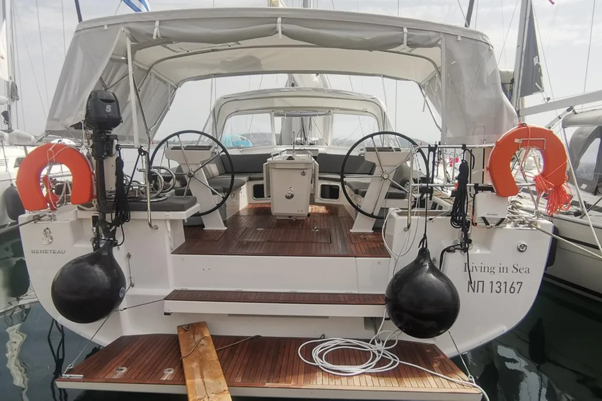 Exterior view of Living In Sea, a Beneteau Oceanis 51.1 sailboat at Kontokali, Greece