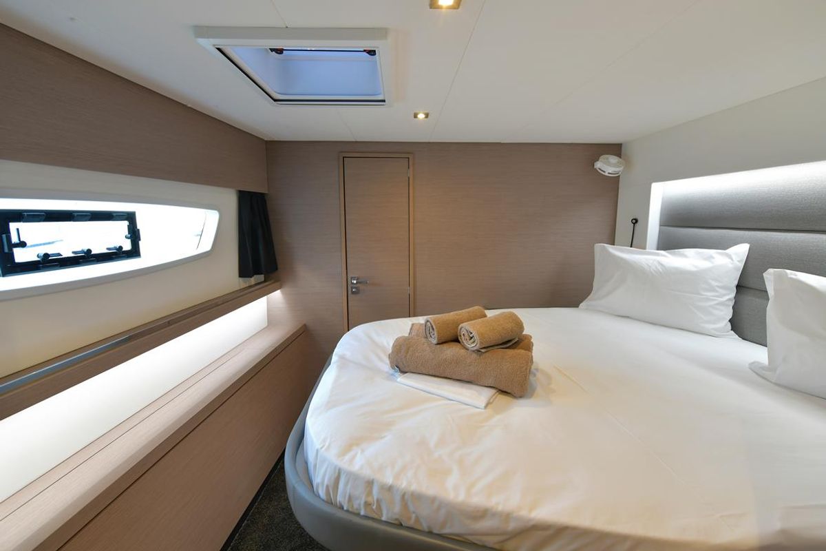 Cabin on Eclipsea, a Fountaine Pajot Saona 47 catamaran at Athens, Greece