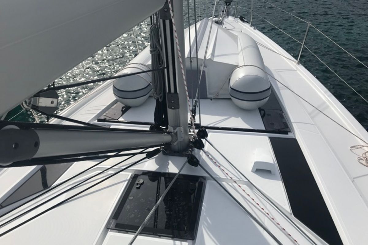 Deck of Becrux, a Beneteau Oceanis 46.1 sailboat at Tonnarella, Italy