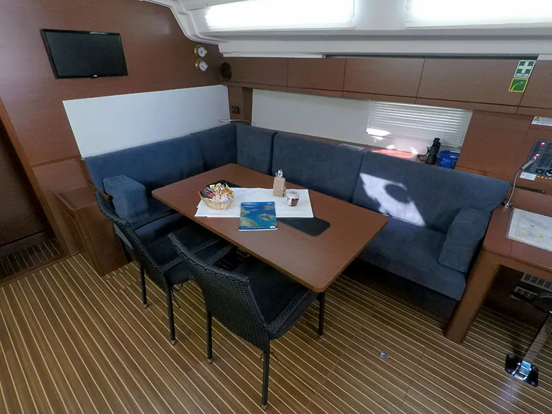 Alian, a Hanse Yachts Hanse 508 sailboat at Grad Šibenik, Croatia