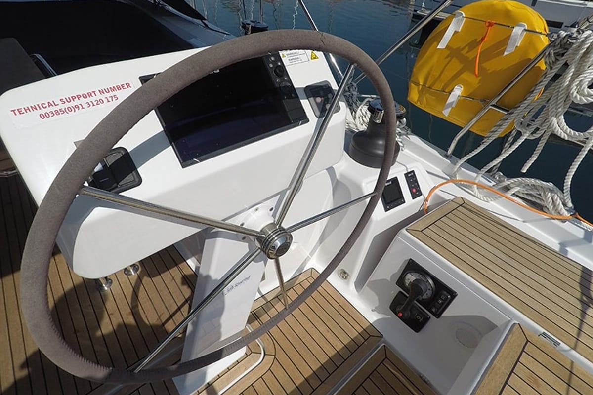 Alian, a Hanse Yachts Hanse 508 sailboat at Grad Šibenik, Croatia