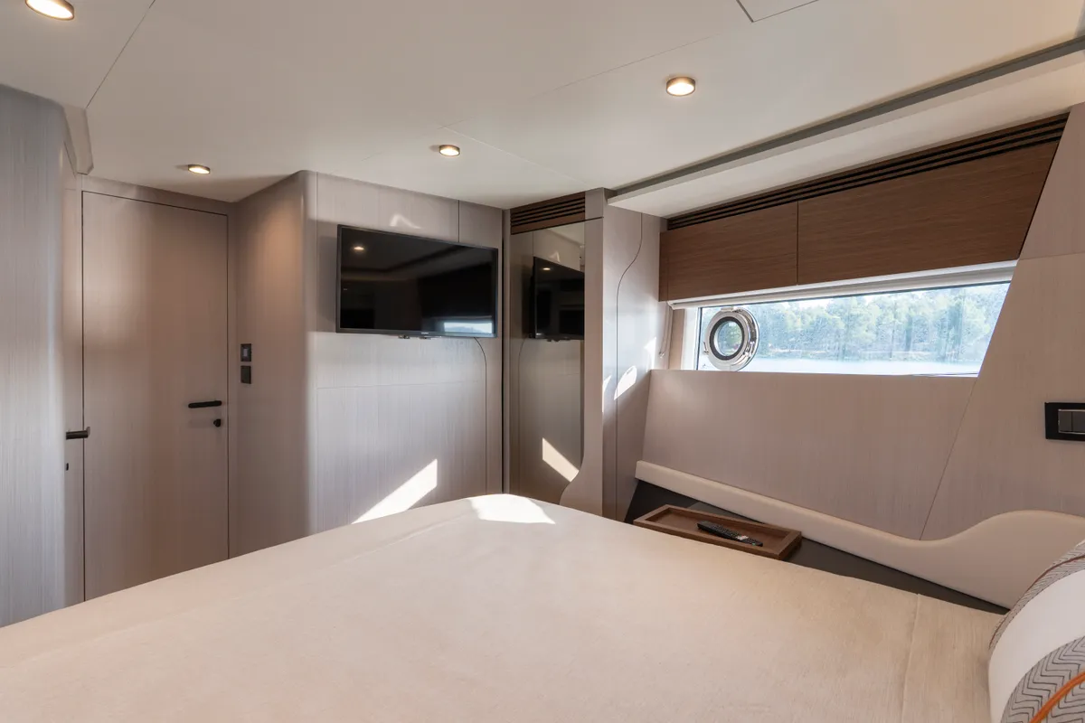 Cabin on Felicita, a Azimut S7 yacht at Grad Šibenik, Croatia