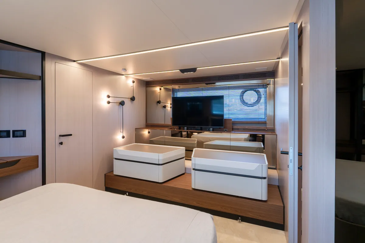Cabin on Felicita, a Azimut S7 yacht at Grad Šibenik, Croatia