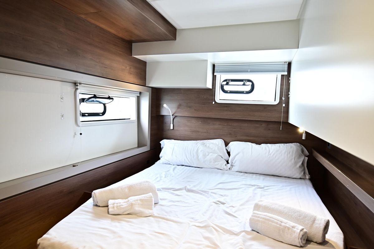 Cabin on Archè, a Bali 4.4 catamaran at Salerno, Italy