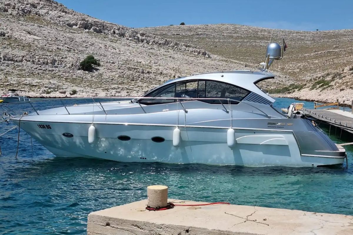 Exterior view of Andrea, a Grginić jahte Mirakul 40 yacht at Grad Biograd na Moru, Croatia