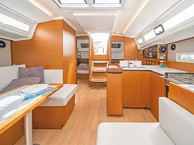 Salon of Anda, a Jeanneau Sun Odyssey 410 sailboat at Gouvia, Greece