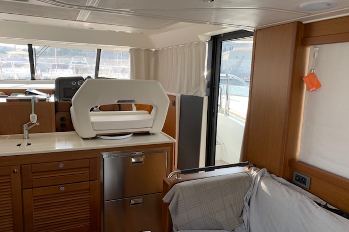 Bandama, a Beneteau Swift Trawler 47 motorboat at Floriana, Malta