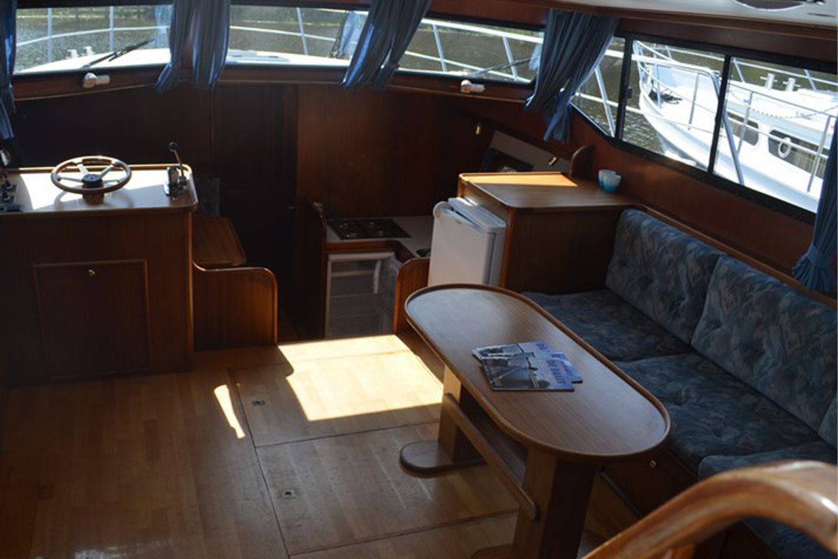 Salon of Constellation, a De Drait Tyvano 1450 motorboat at Drachten, Netherlands