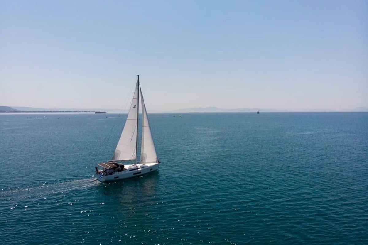 Layla, a Beneteau Oceanis 46.1 sailboat at Volos Municipality, Greece