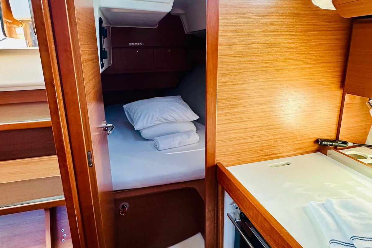 Cabin on Alpha, a Dufour 360 GL sailboat at Primošten, Croatia