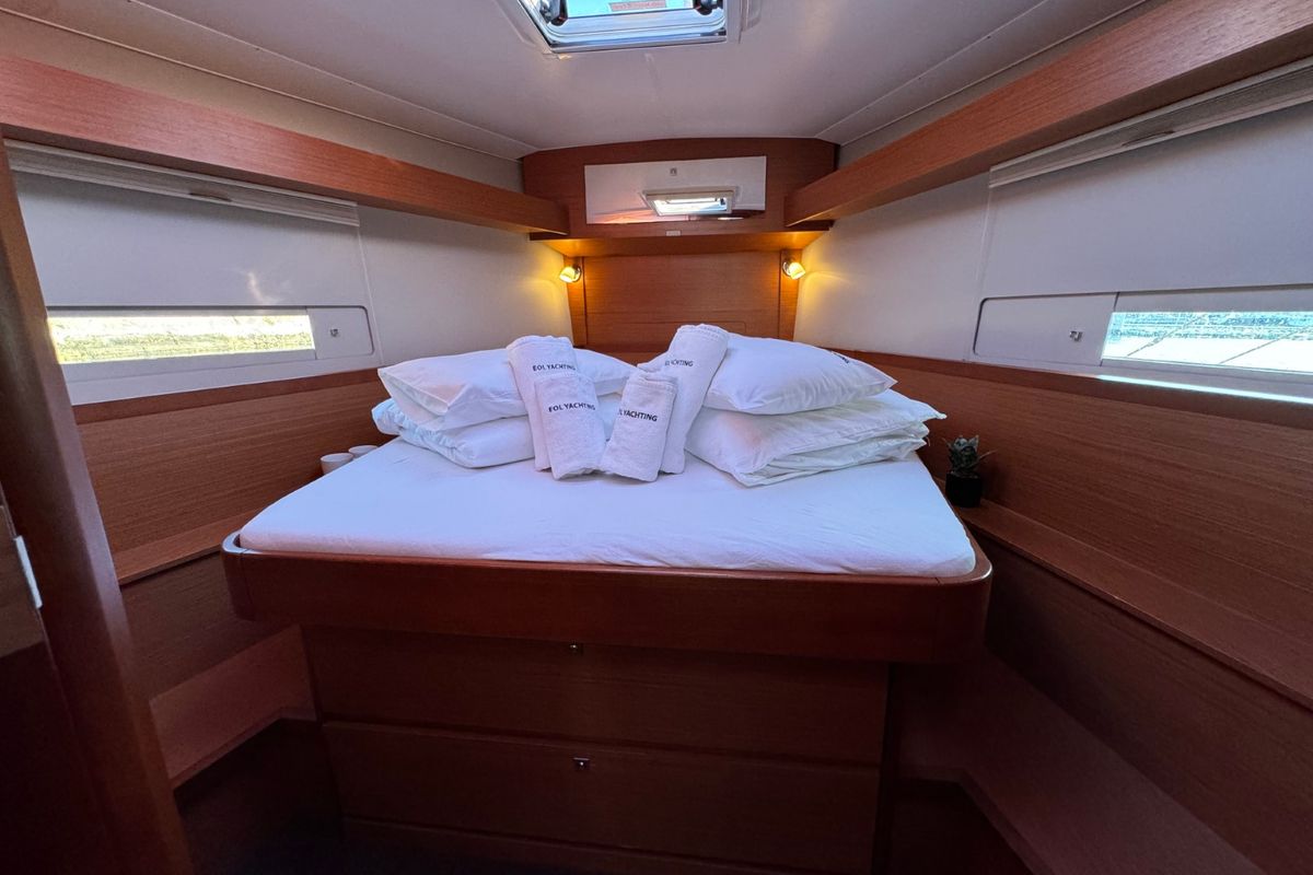Cabin on Levan, a Dufour 430 GL sailboat at Grad Pula, Croatia