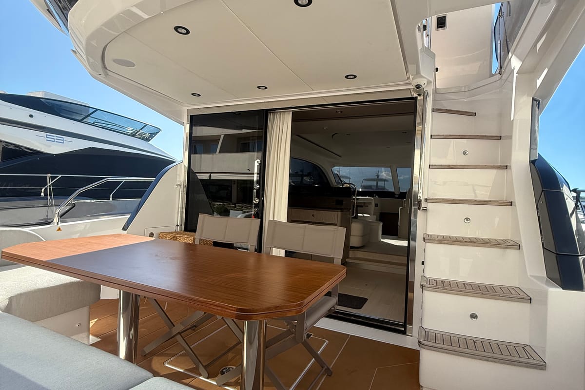 White, a Azimut 53 Fly yacht at Podstrana - Miljevac, Croatia