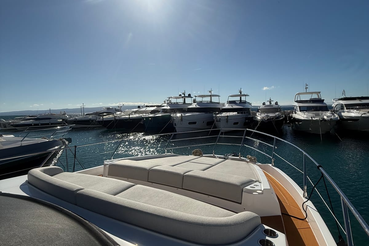 White, a Azimut 53 Fly yacht at Podstrana - Miljevac, Croatia