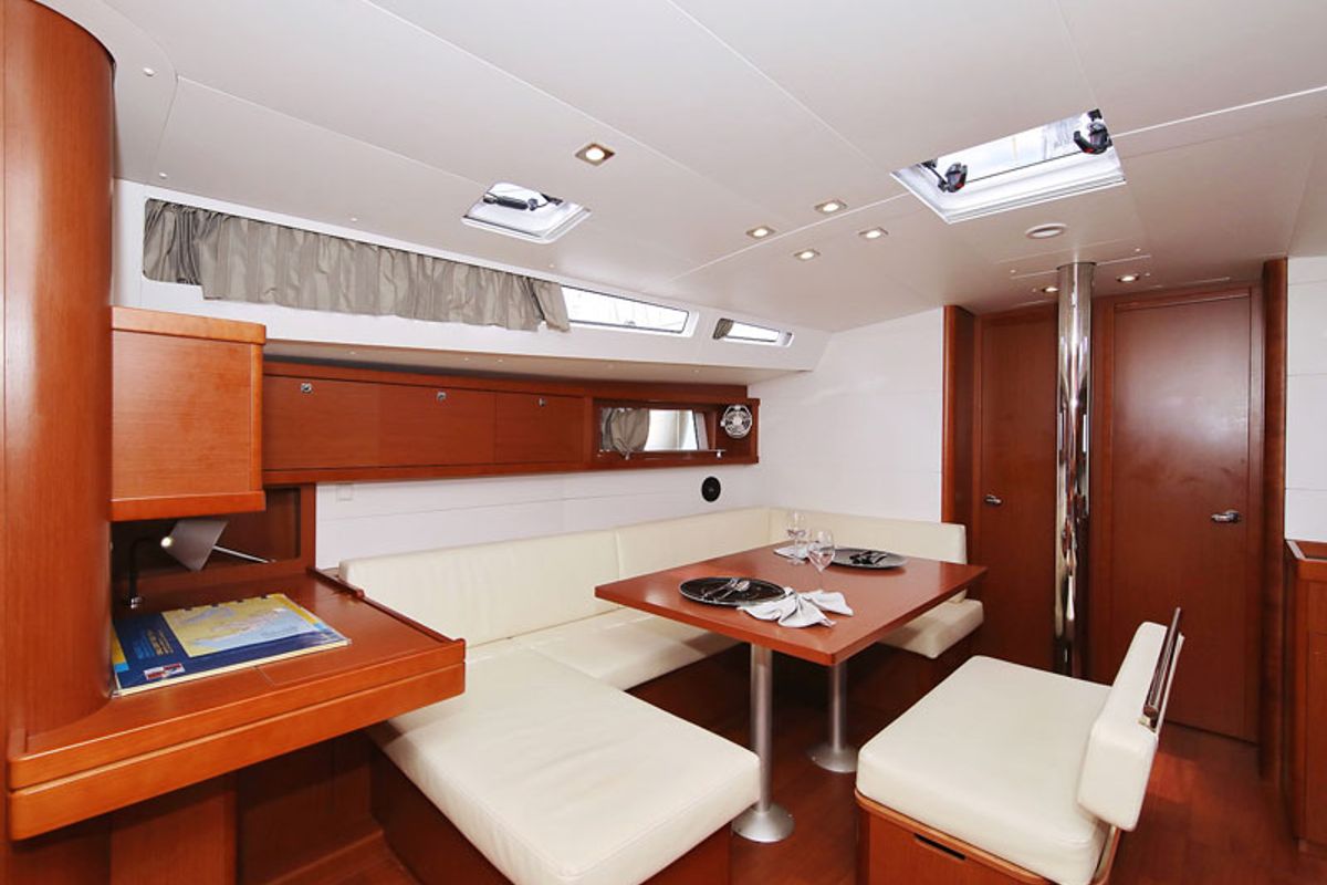 Salon of San Clemente, a Beneteau Oceanis 48 sailboat at Općina Sukošan, Croatia