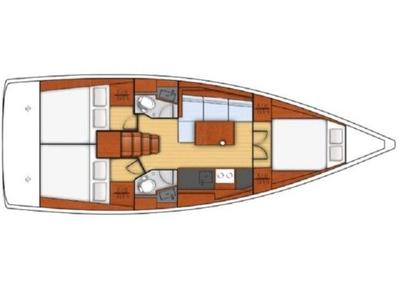 Floor plan of L'Una Grossa, a Beneteau Oceanis 38.1 sailboat at Tonnarella, Italy