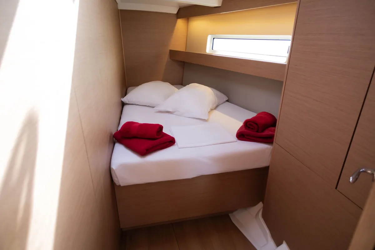 Cabin on Irini, a Jeanneau Sun Odyssey 440 sailboat at Kontokali, Greece