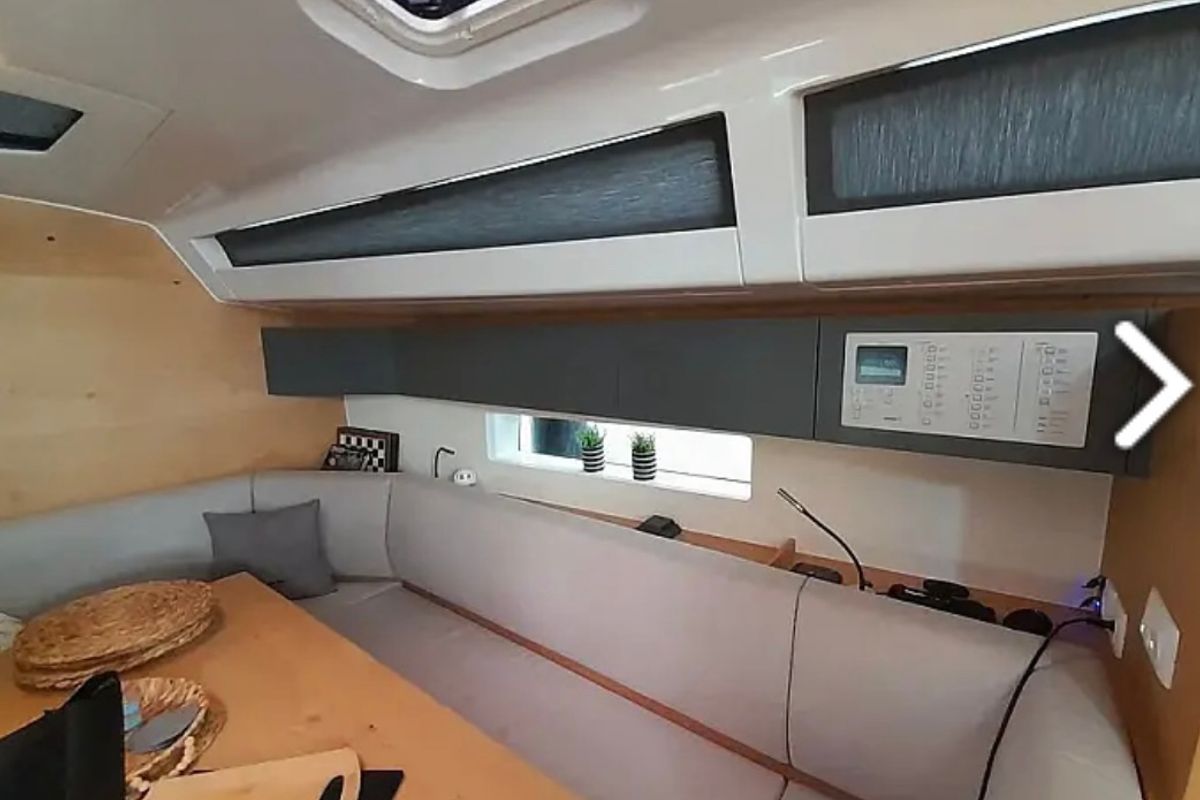 Cabin on UNITY, a Elan Impression 43 sailboat at Municipality of Kalamata, Greece