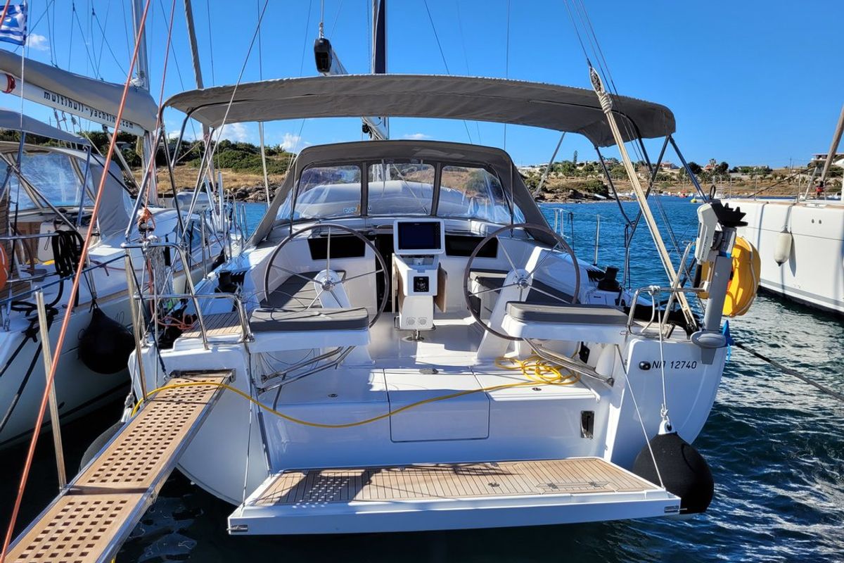 Exterior view of heNA, a Hanse Yachts Hanse 418 sailboat at Lavreotiki Municipal Unit, Greece