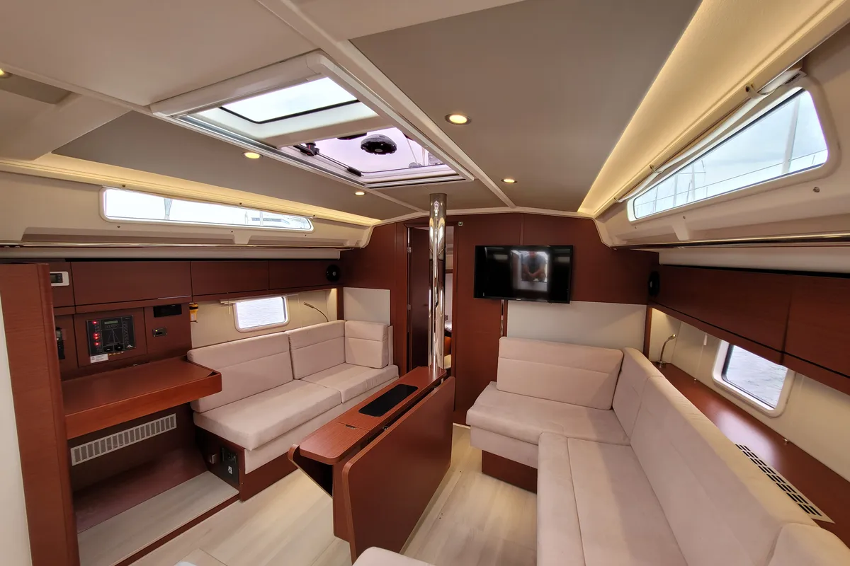 heNA, a Hanse Yachts Hanse 418 sailboat at Lavreotiki Municipal Unit, Greece