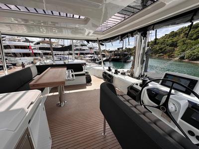 Cockpit of MAUI (MAR), a Lagoon 55 catamaran at Alameda, United States