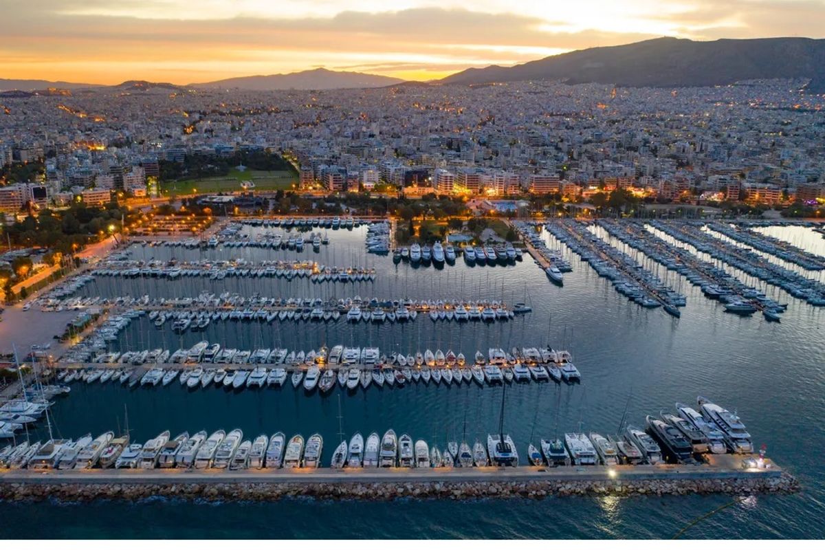 Sunshine, a Hanse Yachts Hanse 345 sailboat at Athens, Greece