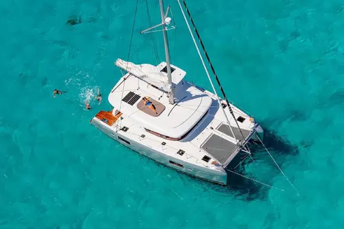 Exterior view of HeyBlue, a Lagoon 42 catamaran at Parikia, Greece
