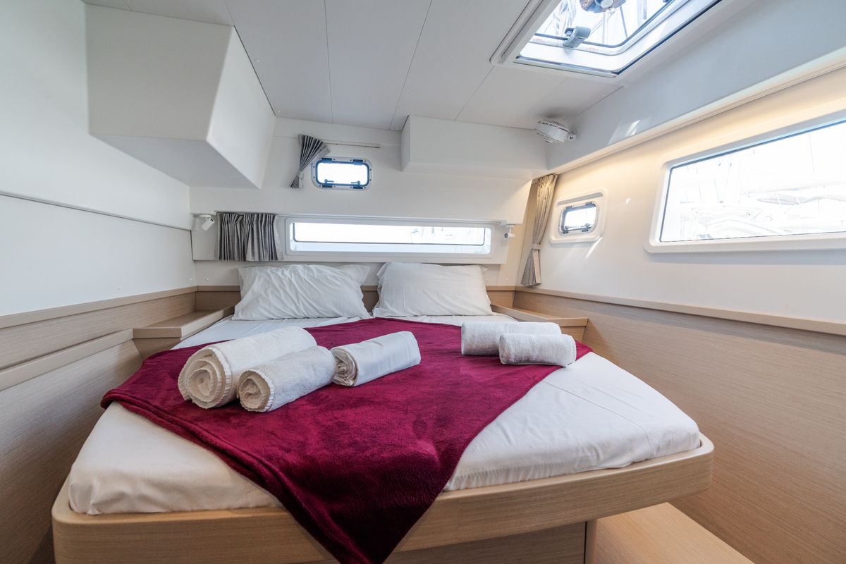 Cabin on Ferd - Premium line, a Lagoon 42 catamaran at Capo d'Orlando, Italy