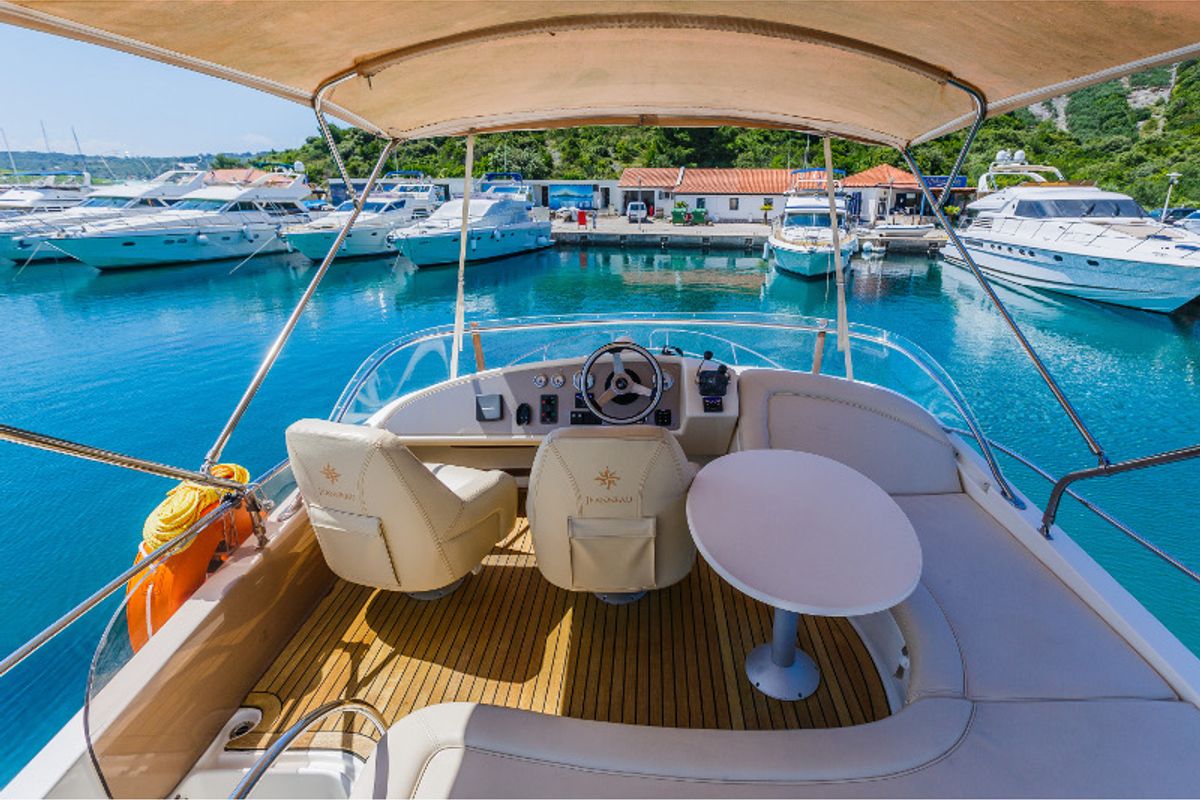 Deck of Dodo, a Prestige 36 Fly motorboat at Primošten, Croatia
