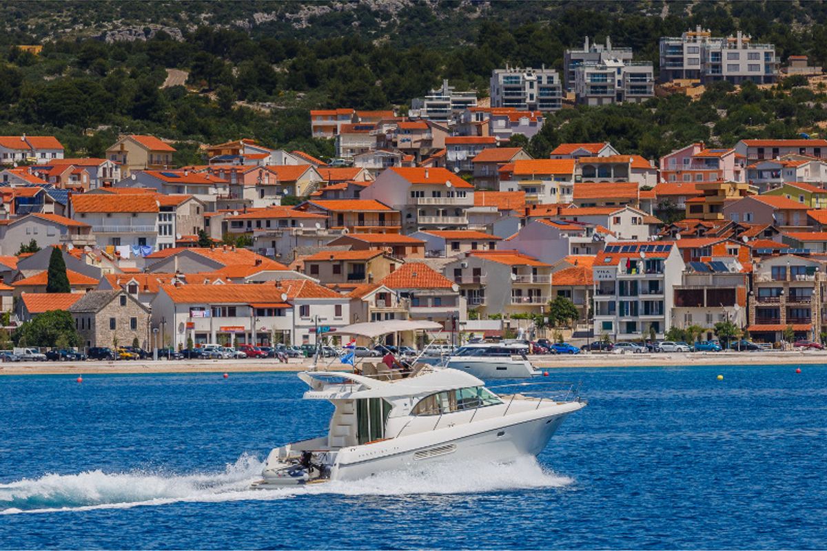 Exterior view of Dodo, a Prestige 36 Fly motorboat at Primošten, Croatia