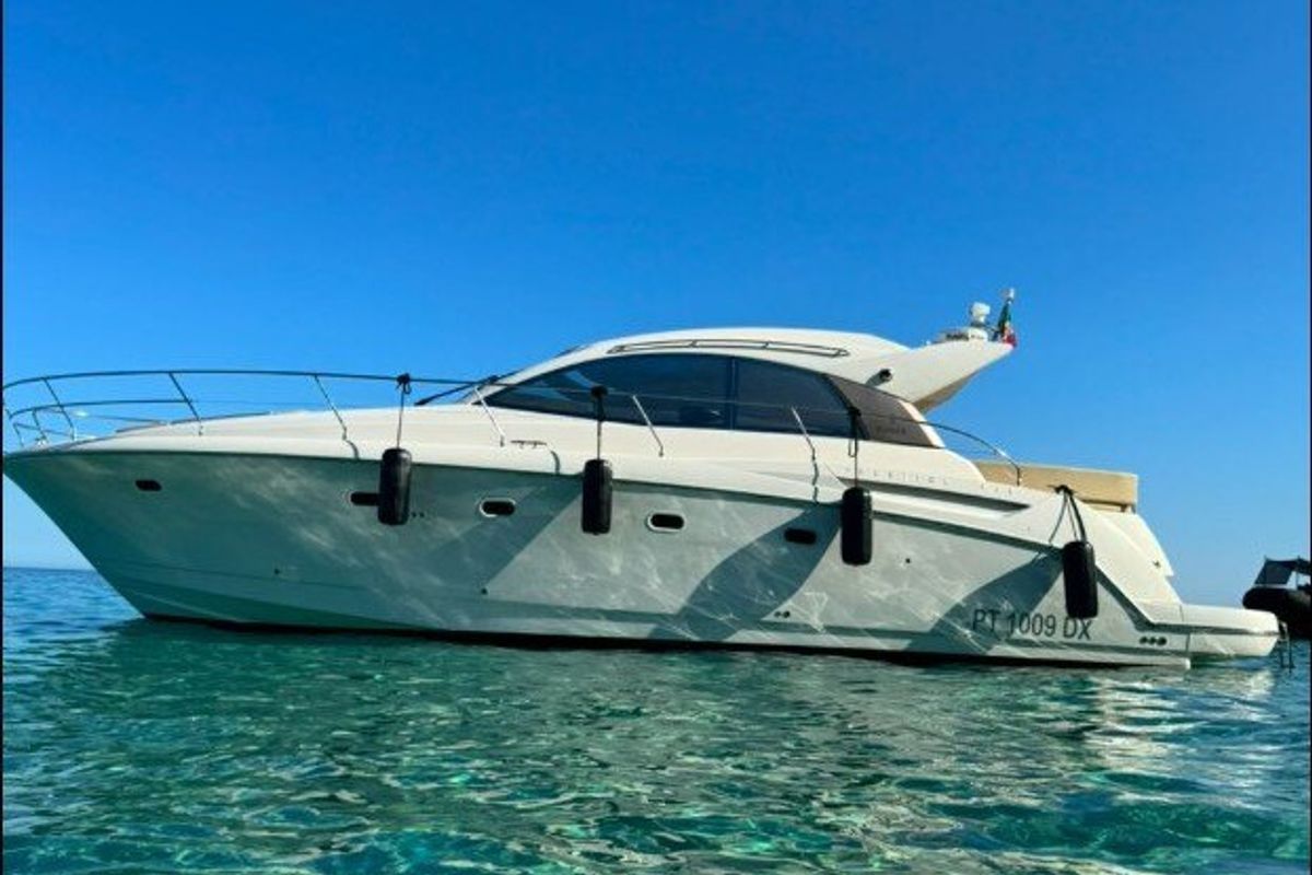 Mirage, a Prestige 42 motorboat at Pula, Italy