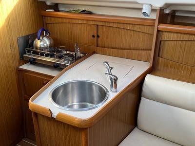 Galley of Cabeche, a Jeanneau Sun Odyssey 29.2 sailboat at Port Navalo, France